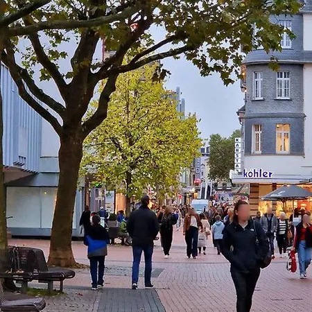 Dark Jungle - Innenstadt Fuer 4 Netflix Switch Waschtrockner Apartment