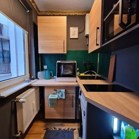 Apartment Dark Jungle - Innenstadt Fuer 4 Netflix Switch Waschtrockner
